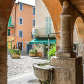 Place Saint Nicolas © Robert Palomba