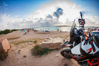 Plage de Tonnara