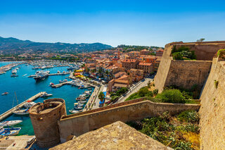 Calvi et sa tour de Sel