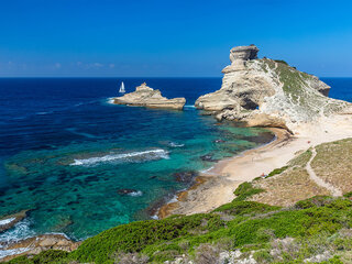 Phare de pertusato et plage sant'antoine